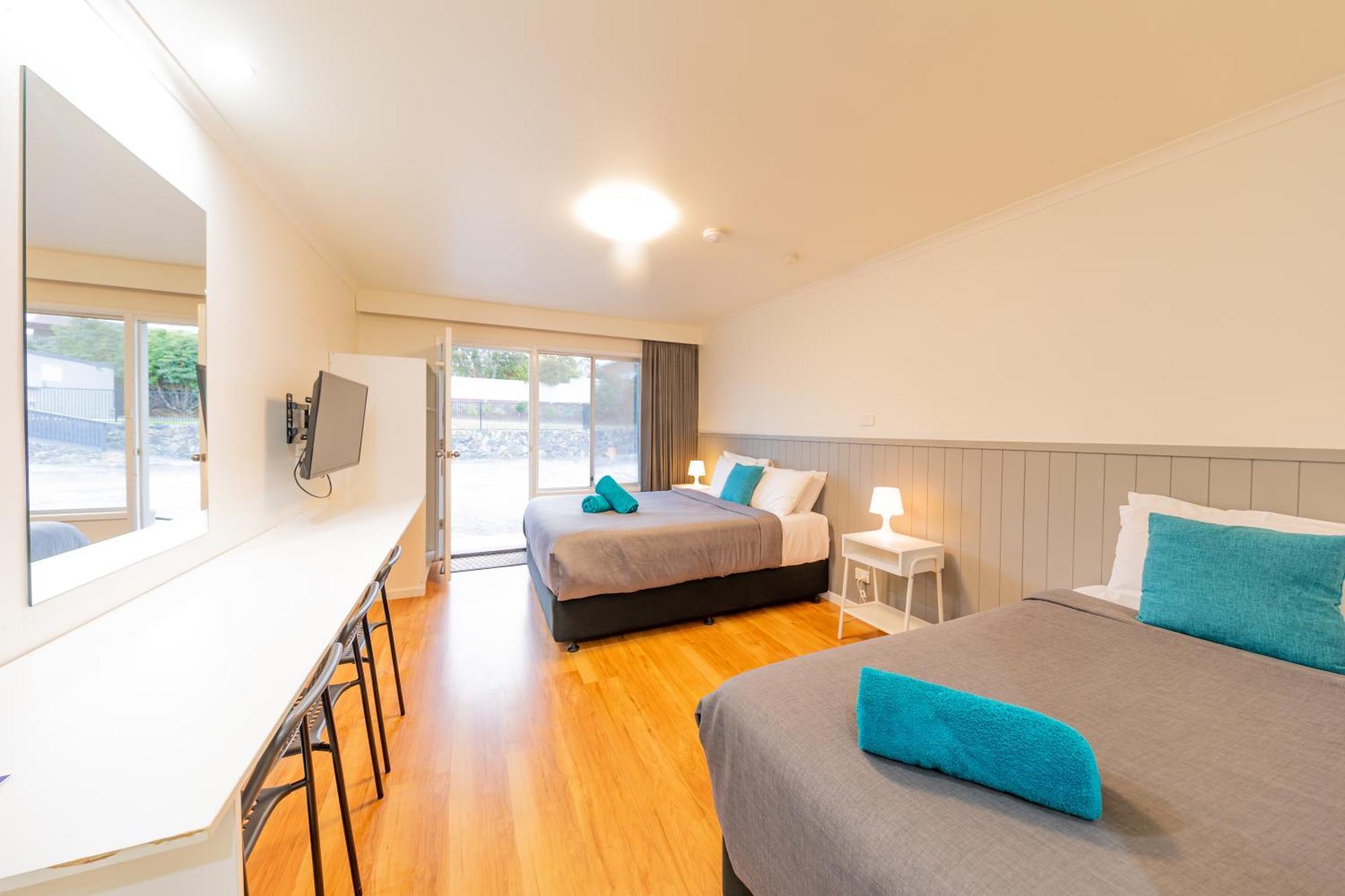 Resort Eden Motel 4*